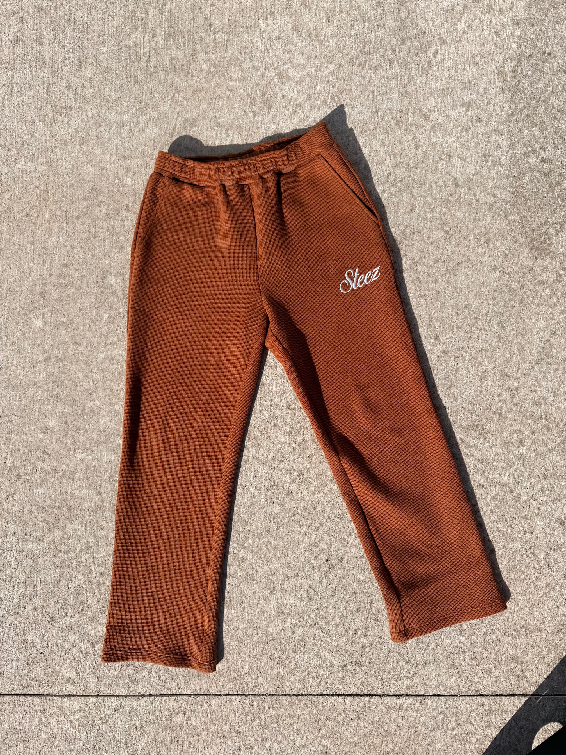 BROWN THERMAL PANTS (PRE-ORDER)